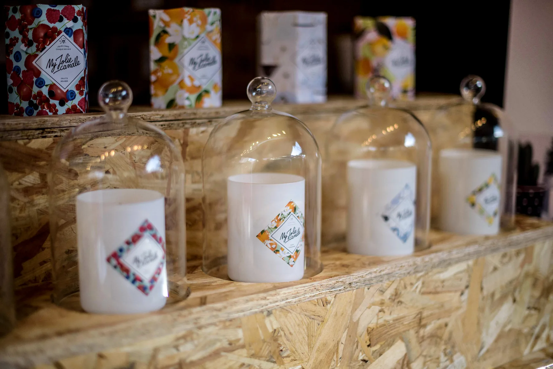 Stand d’un exposant du marché de Noël de Vincennes lors d’une édition passée